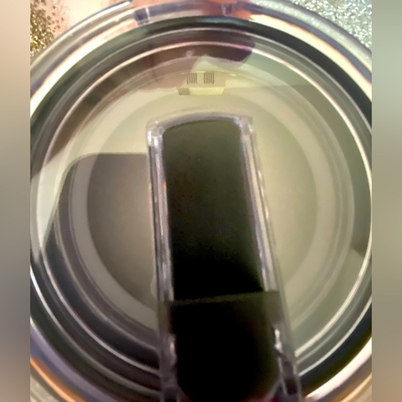 Hydrapeak Skull Travel Insulated Stainless Steel Tumbler - Picture 4 of 5